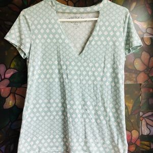 Aeropostale v neck top